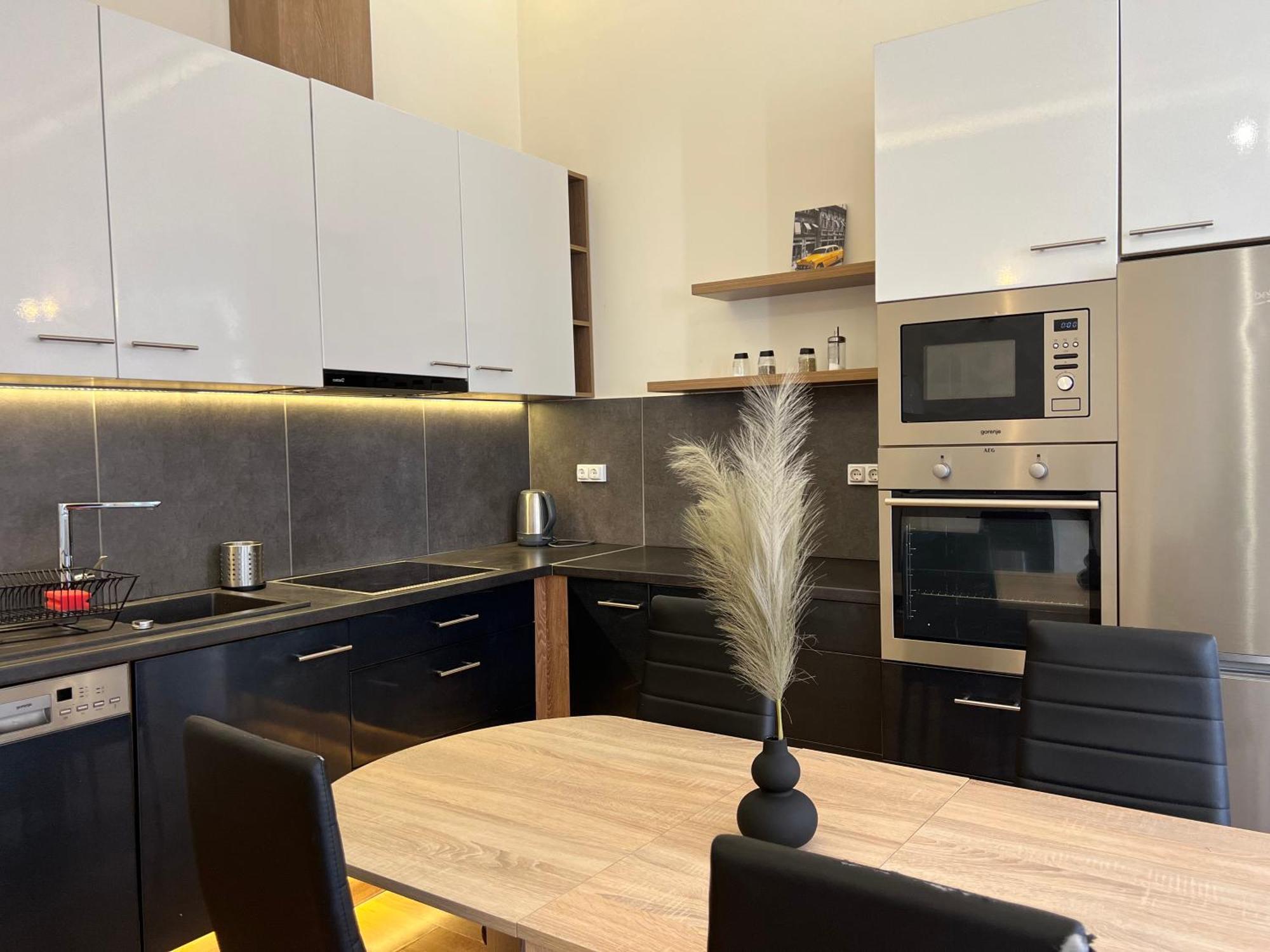 P9 By Small Home Boedapest Buitenkant foto