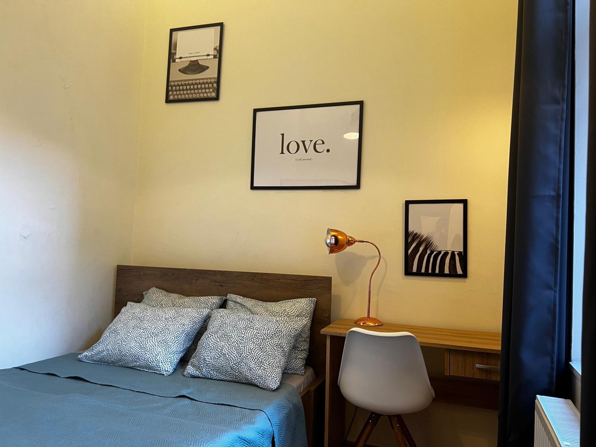 P9 By Small Home Boedapest Buitenkant foto