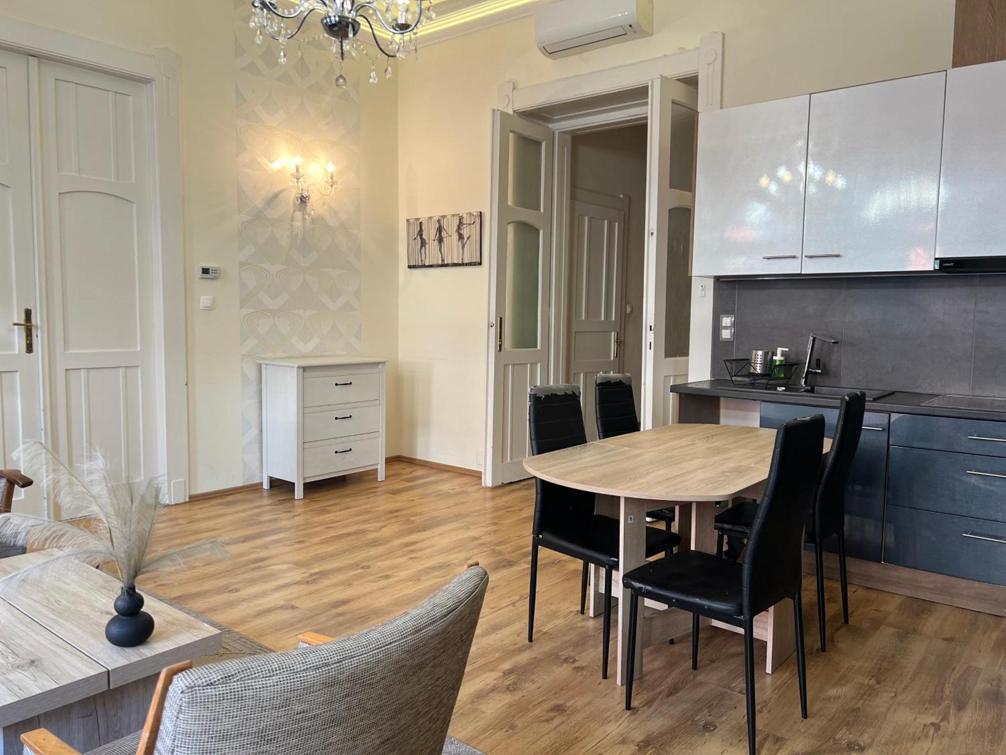 P9 By Small Home Boedapest Buitenkant foto