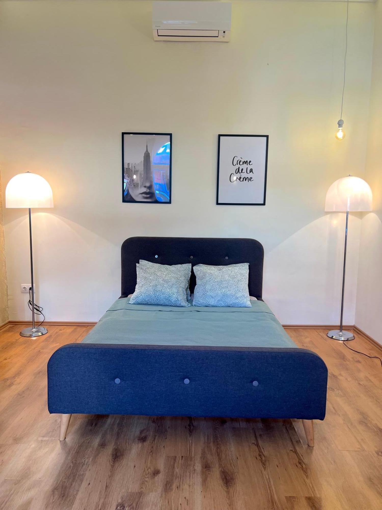P9 By Small Home Boedapest Buitenkant foto